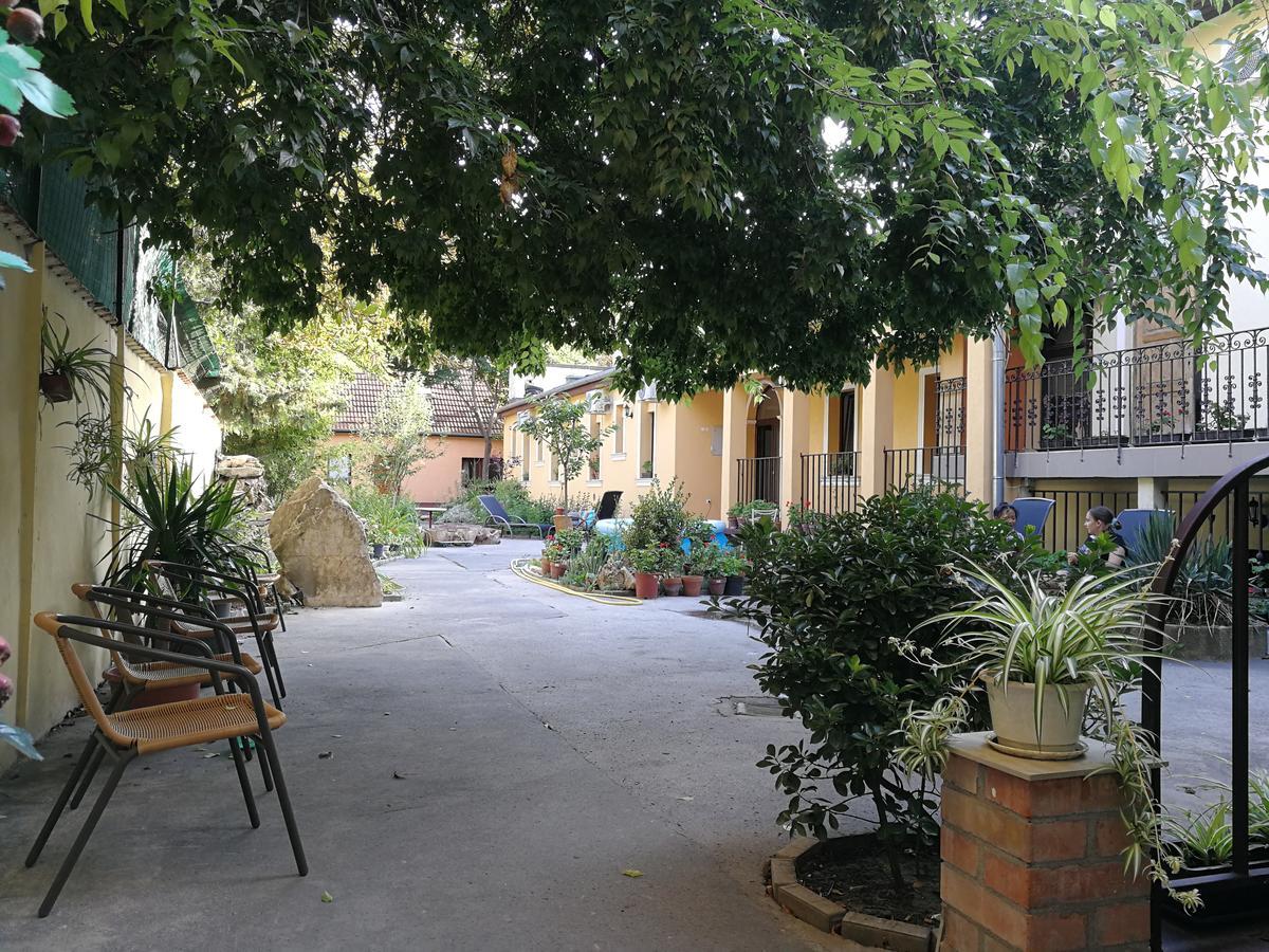 Budapest Garden Hotel Будапеща Екстериор снимка