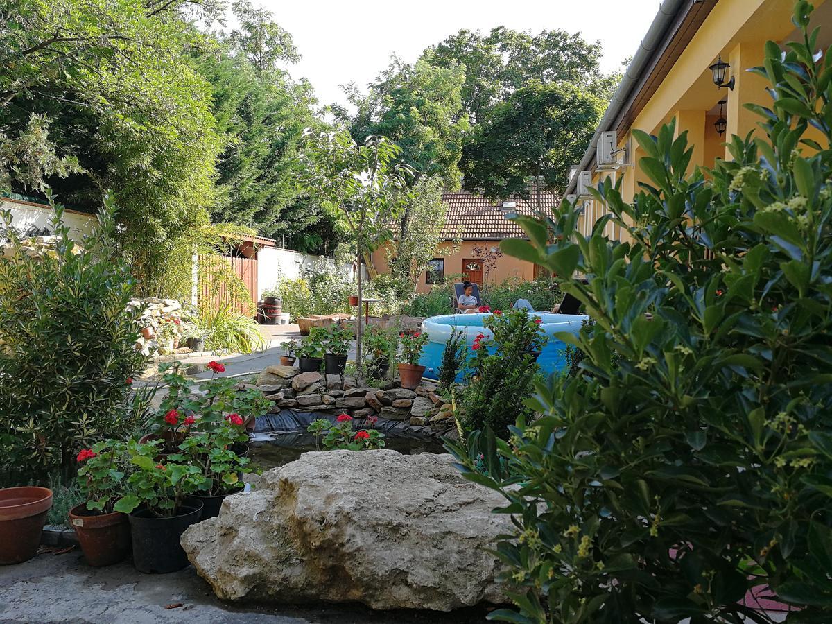 Budapest Garden Hotel Будапеща Екстериор снимка
